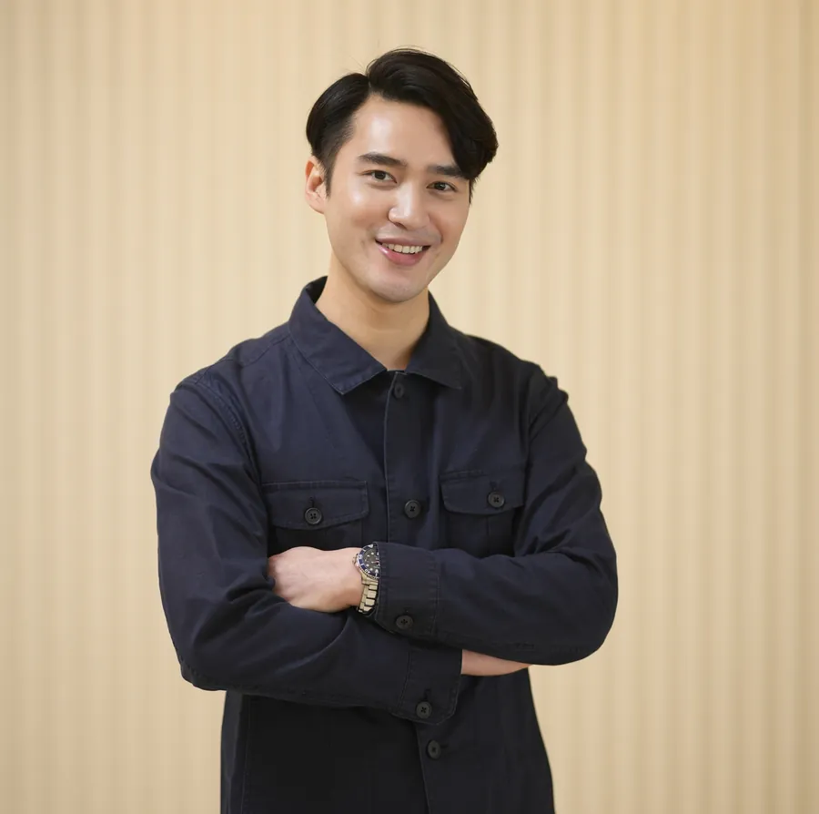 dr. Andrew